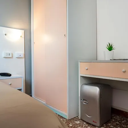 Szálloda Amadei Blumen Pesaro