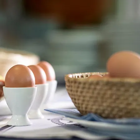 Amadei Blumen Szálloda 3*