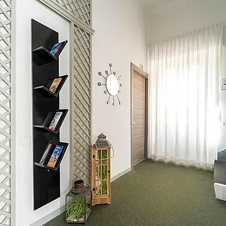 Hotel Amadei Blumen