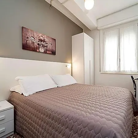 Amadei Blumen 3* Pesaro