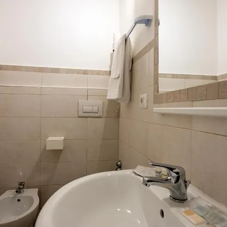 Hotel Amadei Blumen Pesaro