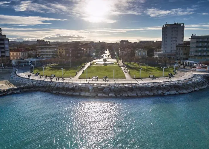 Ξενοδοχείο Amadei Blumen 3*