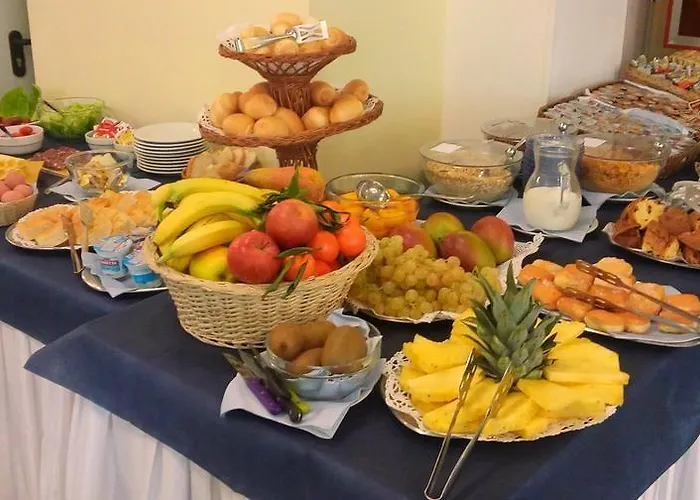 Amadei Blumen Πέζαρο