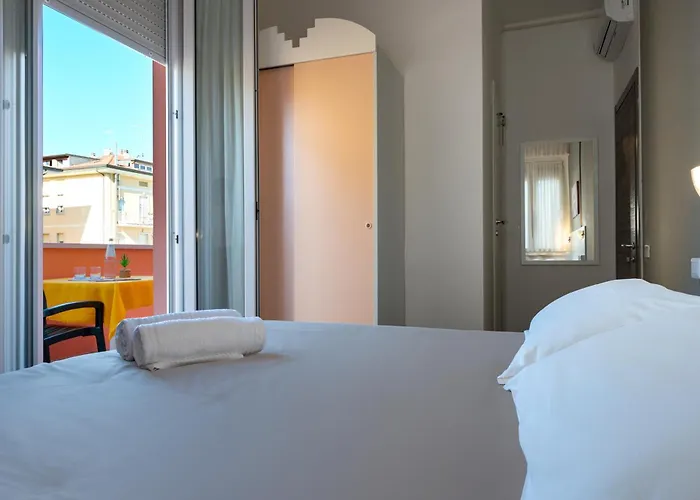 فندق Amadei Blumen 3*