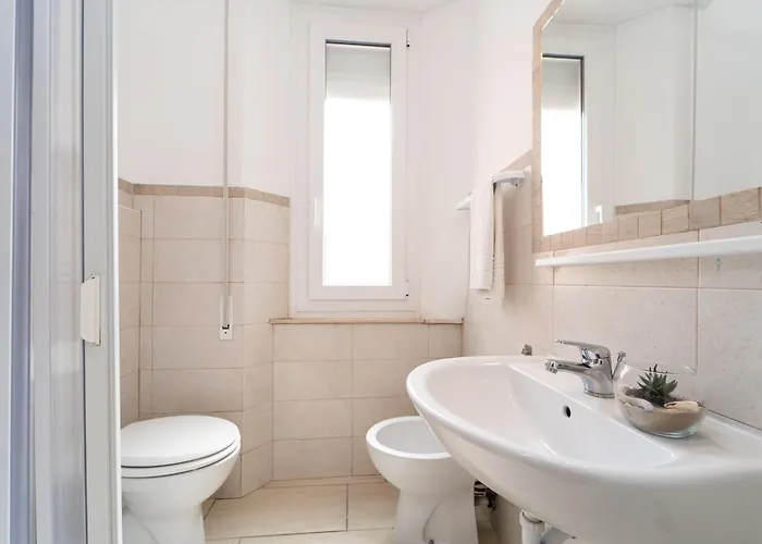 Amadei Blumen 3* بيزارو