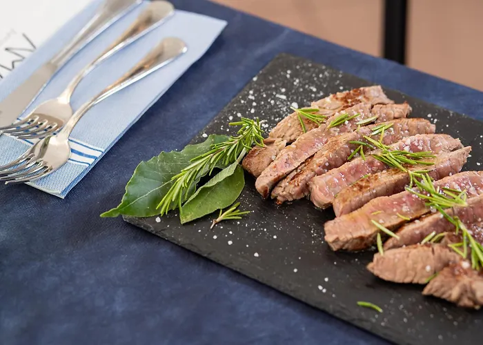 Amadei Blumen 3* بيزارو